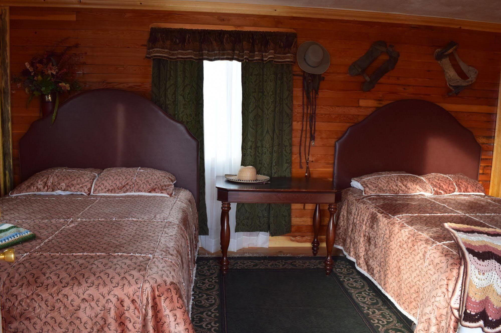 Grand Canyon Ranch & Outfitters Hotel Fredonia ภายนอก รูปภาพ